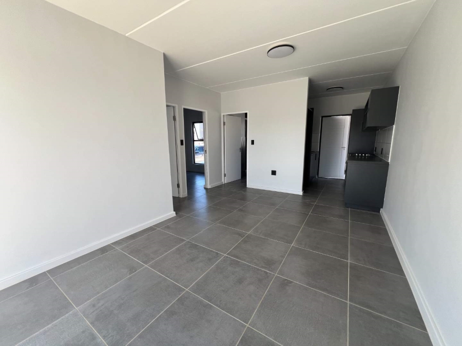 To Let 2 Bedroom Property for Rent in Newinbosch Western Cape